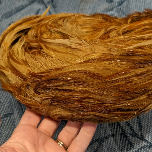 Vintage 1950s-1960s Eva Marie Paris New York feathered pillbox hat. Small size. - Picture 2 of 5